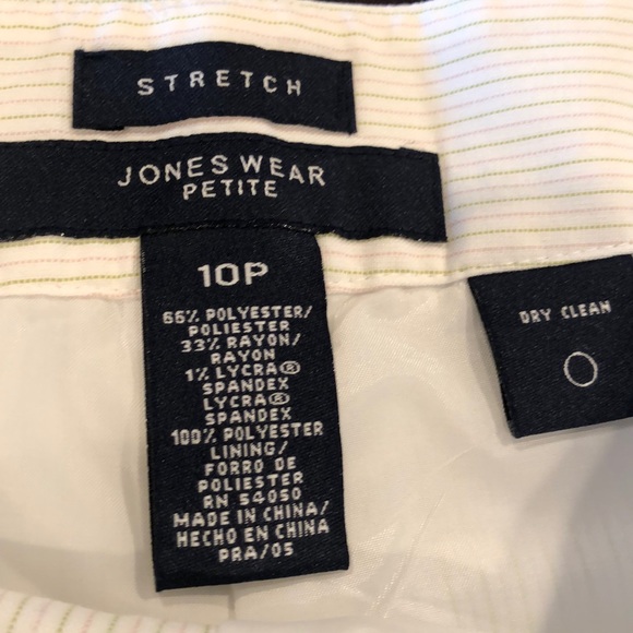 Jones New York White Striped Suit - Picture 4 of 11